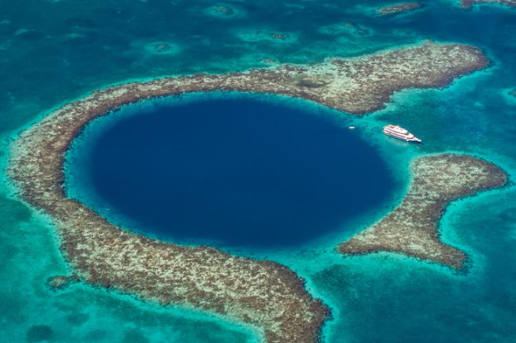 Belize's Great Blue Hole 
