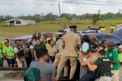 Teachers Block Road