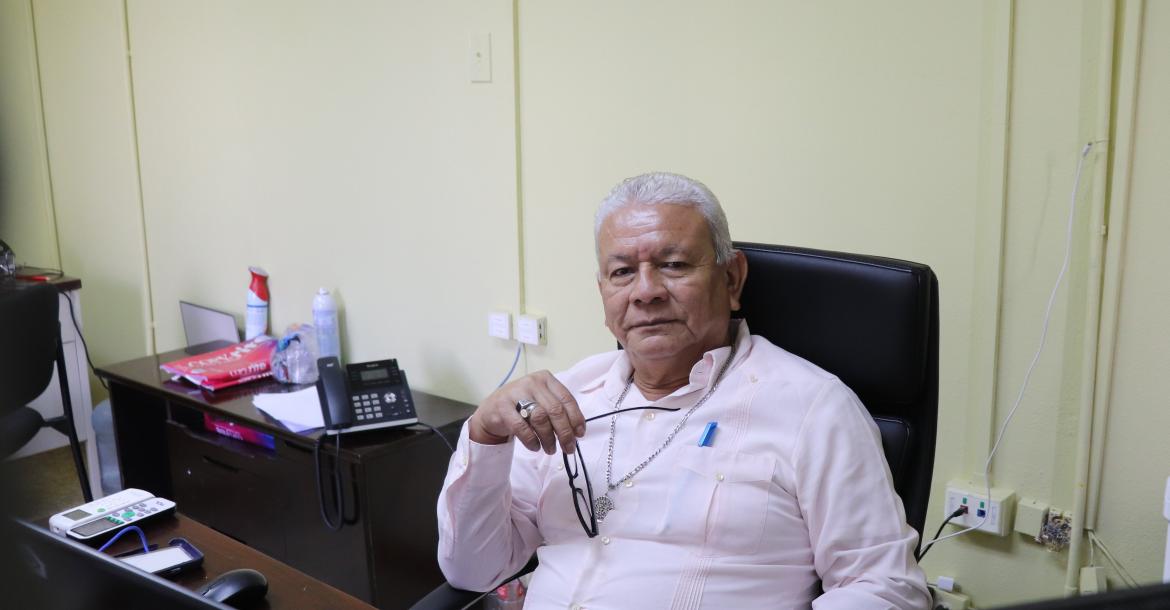 Omar Silva I Editor/Publisher